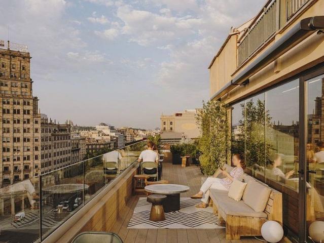 Oficina en alquiler en calle Gran Via de Les Corts Catalanes, Barcelona, de 21 m² por 3.000