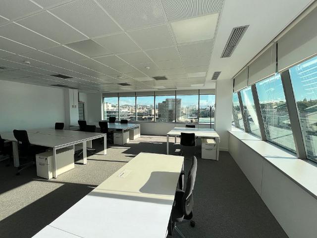 Oficina en alquiler en calle Gran Via de Les Corts Catalanes, Barcelona, de 308 m² por 5.082