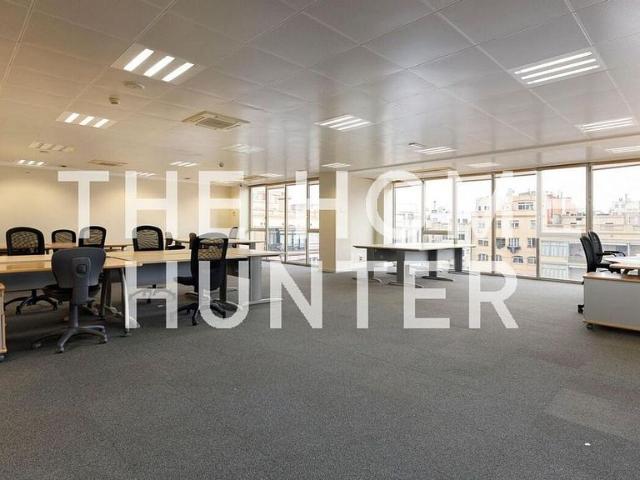 Oficina en alquiler en calle Gran Via de Les Corts Catalanes, Barcelona, de 481 m² por 11.178