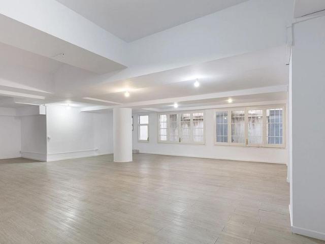 Oficina en alquiler en calle Gran Via de Les Corts Catalanes, Barcelona, de 79 m² por 1.040