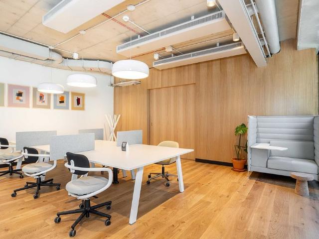 Oficina en alquiler en calle Gran Via de Les Corts Catalanes, Barcelona, de 8 m² por 189