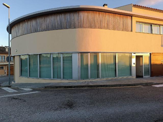 Oficina en alquiler en calle Sant Maurici, Vilafant, de 120 m² por 1.200