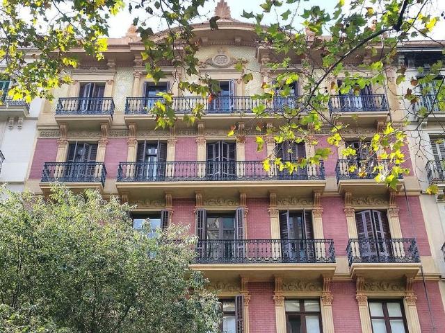 Oficina en alquiler en calle Valencia, Barcelona, de 204 m² por 3.950