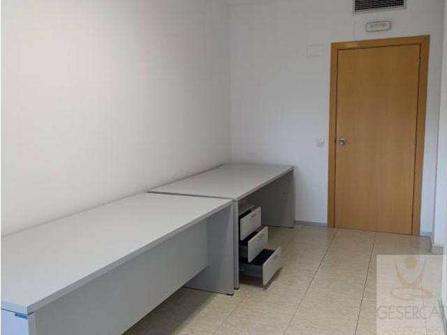 Oficina en Alquiler en Can Llong