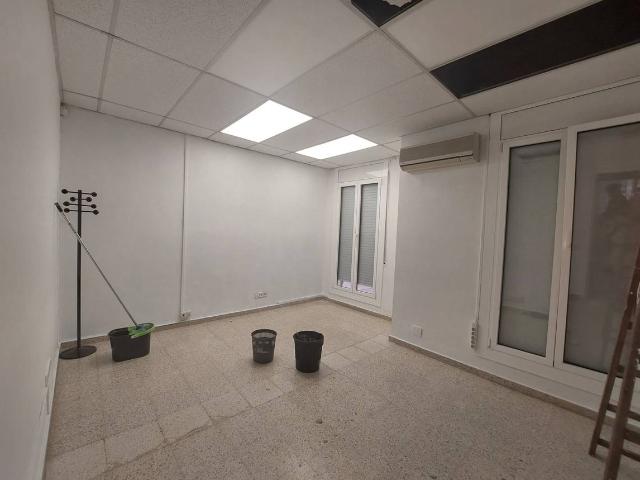 Oficina en Alquiler en Centre