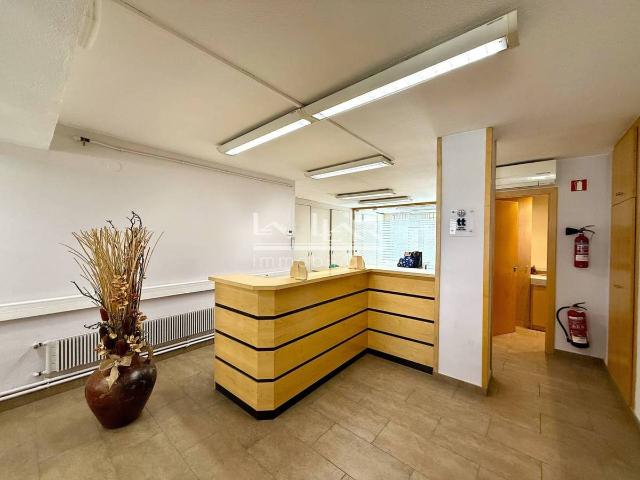 Oficina en Alquiler en Centre