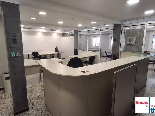Oficina en Alquiler en Centre