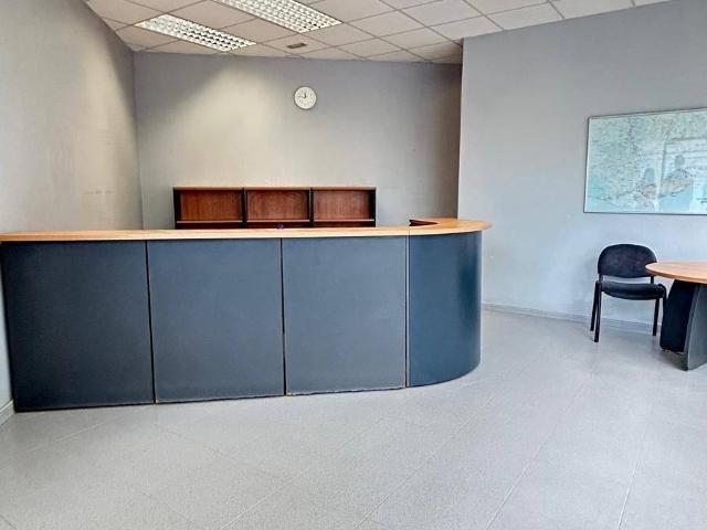 Oficina en Alquiler en Centre Cordelles