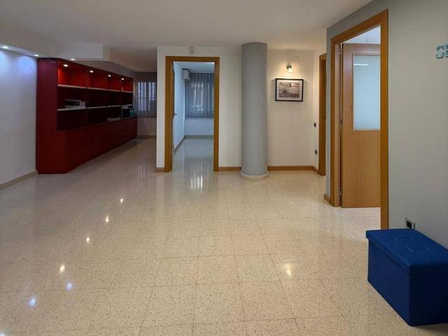 Oficina en Alquiler en Centre Històric
