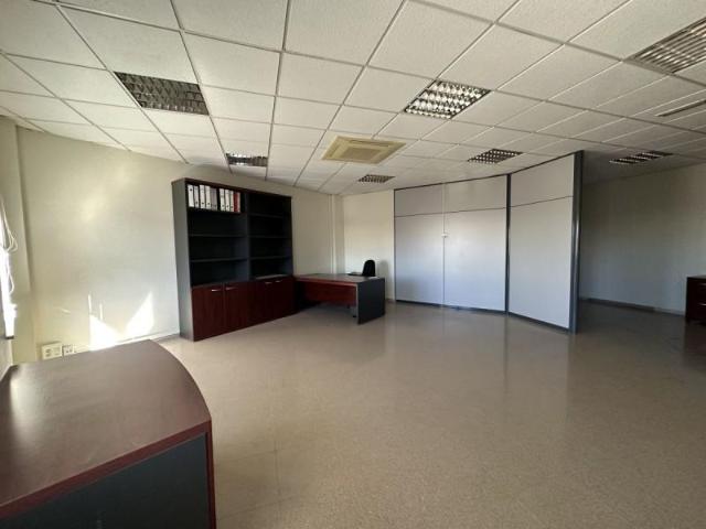 Oficina en alquiler en Cornellà de Llobregat, El Pedro