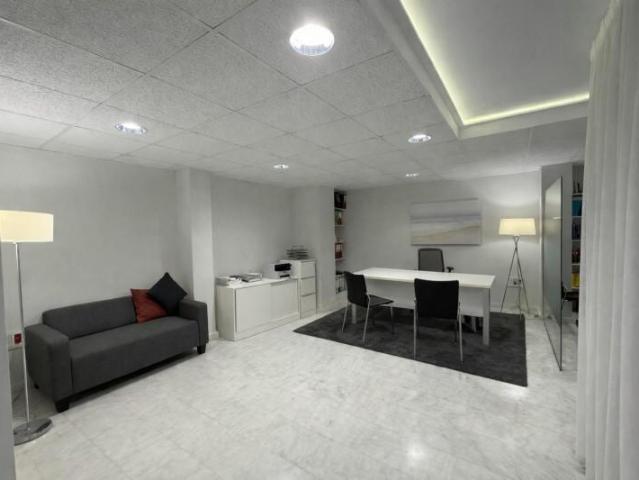 Oficina en alquiler en Denia, Centro