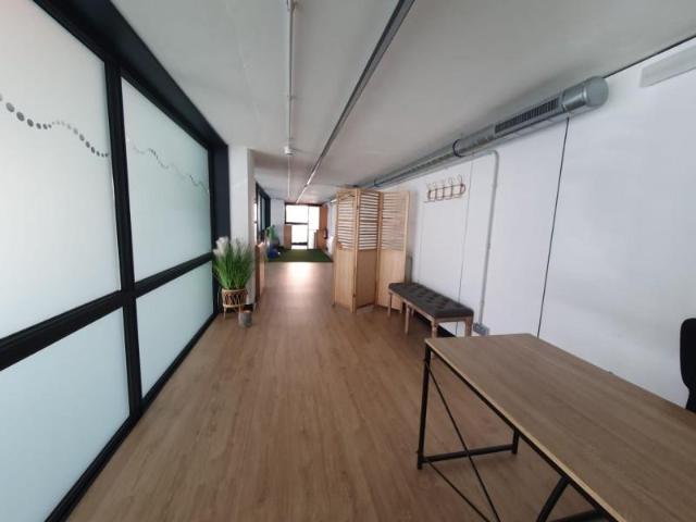 Oficina en alquiler en Donostia/San Sebastián, Gros