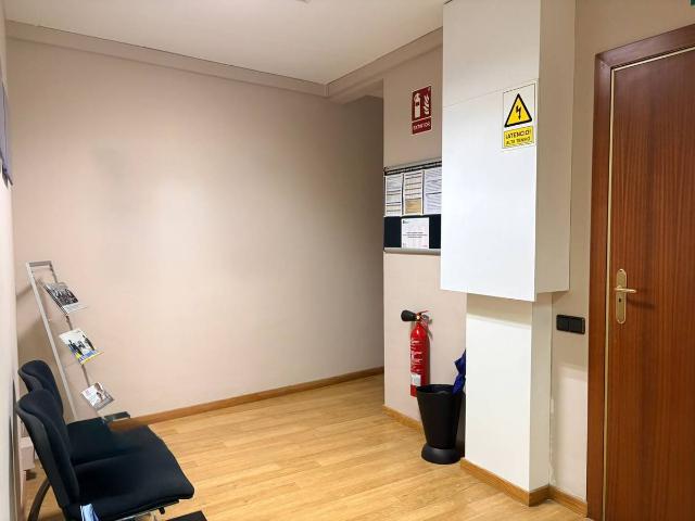 Oficina en Alquiler en Dreta de l'Eixample