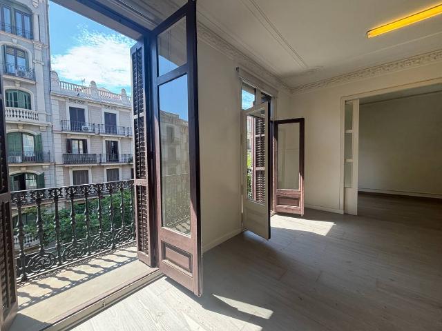 Oficina en Alquiler en Dreta de l'Eixample
