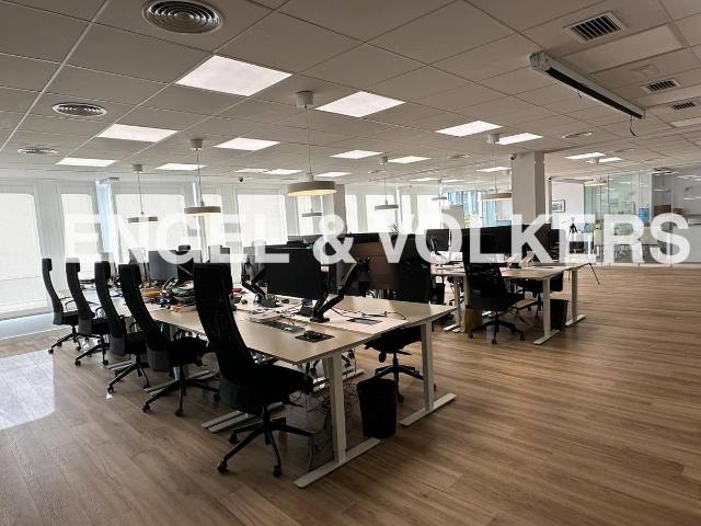Oficina en Alquiler en Dreta de l'Eixample