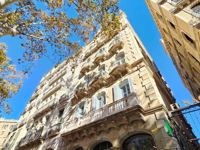 Oficina en Alquiler en Dreta de l'Eixample