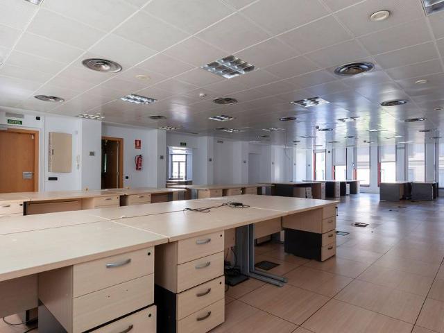 Oficina en Alquiler en Dreta de l'Eixample