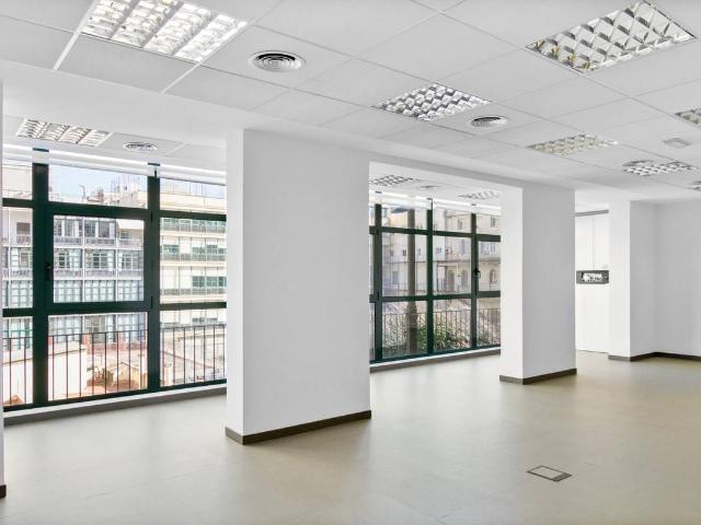 Oficina en Alquiler en Dreta de l'Eixample