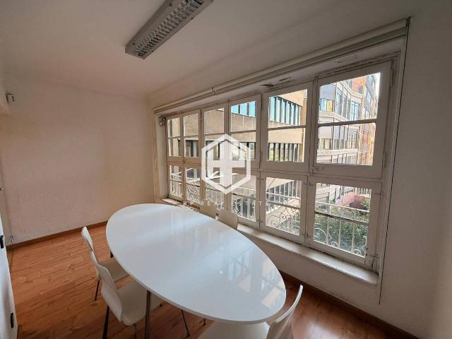 Oficina en Alquiler en Dreta de l'Eixample