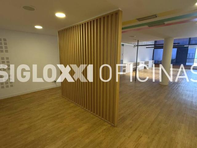 Oficina en Alquiler en Dreta de l'Eixample