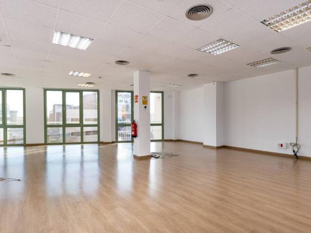 Oficina en Alquiler en Dreta de l'Eixample
