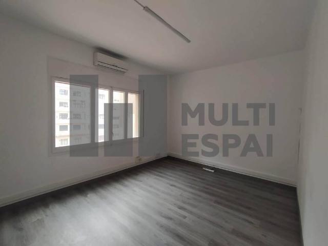 Oficina en Alquiler en Dreta de l'Eixample