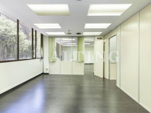 Oficina en Alquiler en Dreta de l'Eixample