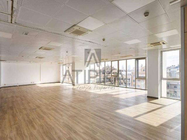 Oficina en Alquiler en Dreta de l'Eixample