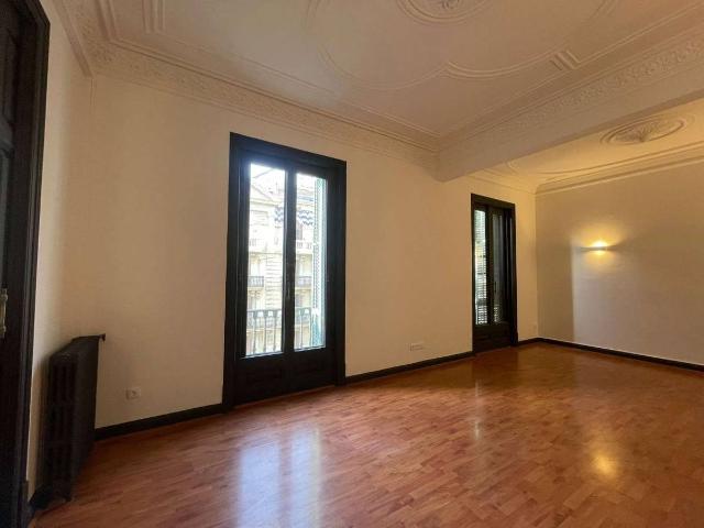 Oficina en Alquiler en Dreta de l'Eixample
