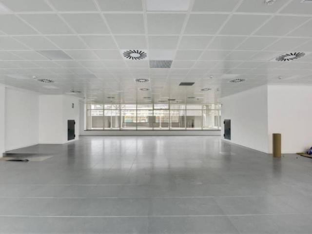 Oficina en Alquiler en El Clot