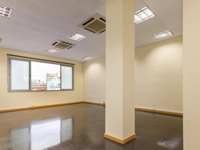 Oficina en Alquiler en El Guinardó