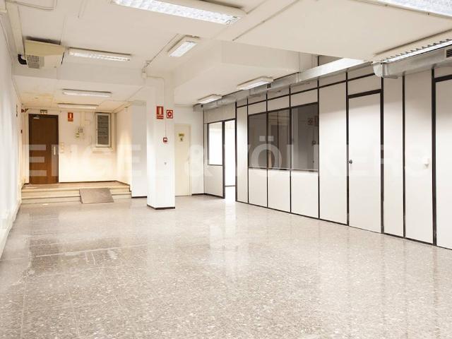 Oficina en Alquiler en El Parc i la Llacuna del Poblenou