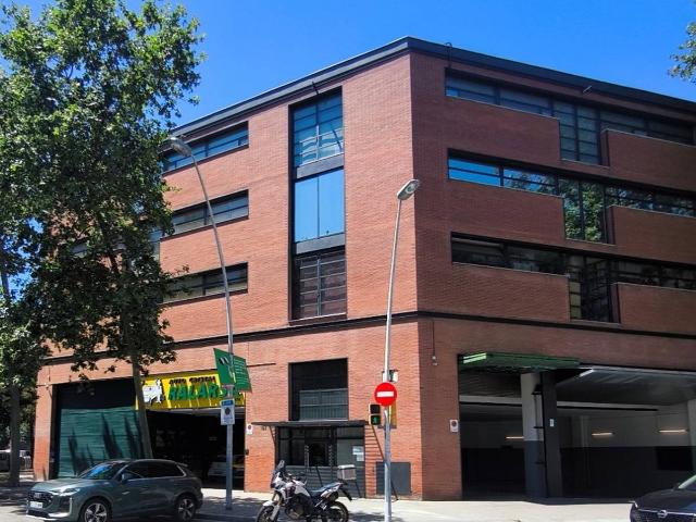 Oficina en Alquiler en El Parc i la Llacuna del Poblenou