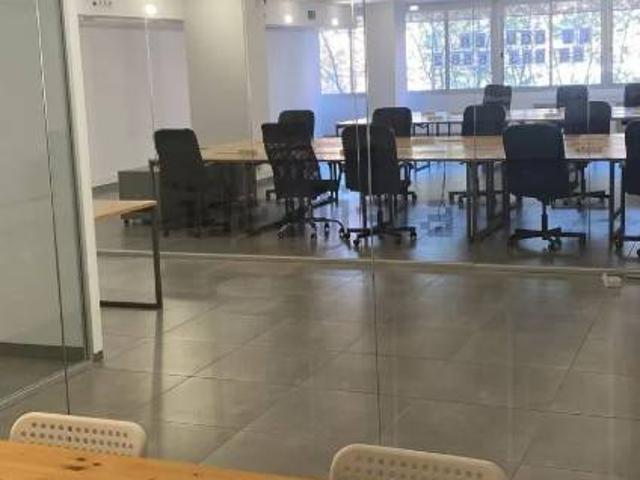 Oficina en Alquiler en El Parc i la Llacuna del Poblenou