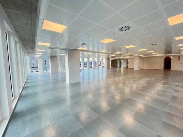 Oficina en Alquiler en El Poblenou