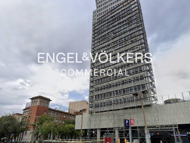 Oficina en Alquiler en El Raval