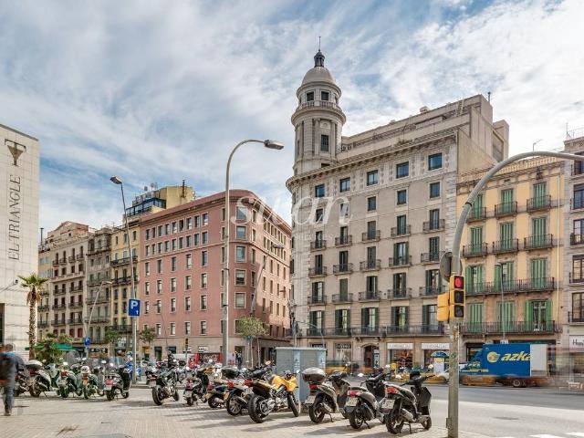 Oficina en Alquiler en El Raval