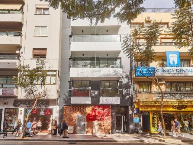 Oficina en alquiler en Fuengirola, Puerto Deportivo