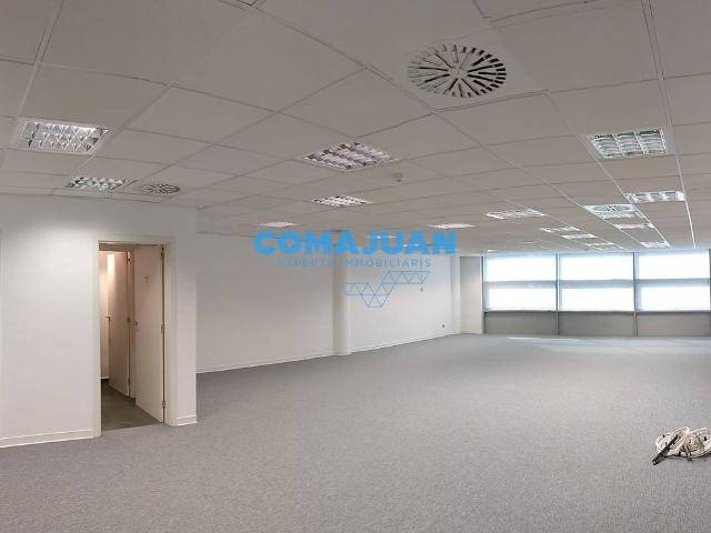 Oficina en Alquiler en Gorg