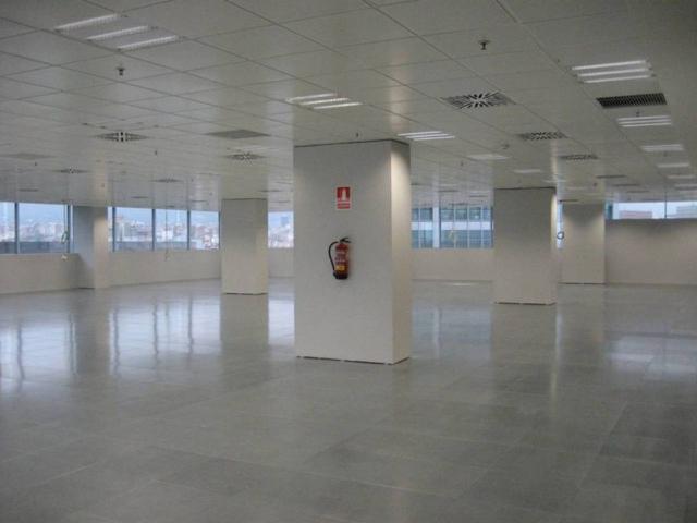 Oficina en Alquiler en Granvia LH