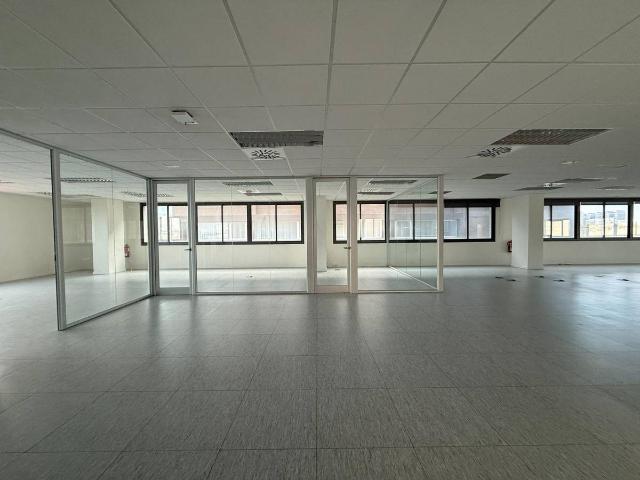 Oficina en Alquiler en Granvia LH