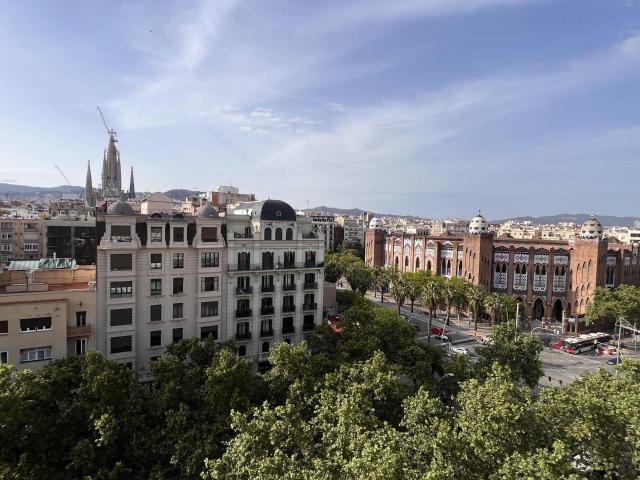 Oficina en alquiler en Gran Via de les Corts Catalanes