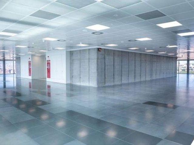 Oficina en Alquiler en La Marina del Port