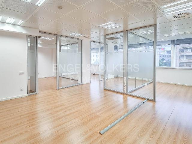 Oficina en Alquiler en La Nova Esquerra de l'Eixample