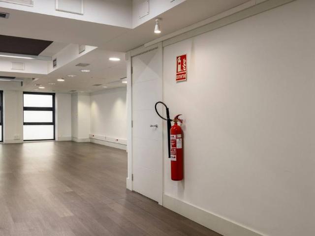 Oficina en Alquiler en La Nova Esquerra de l'Eixample