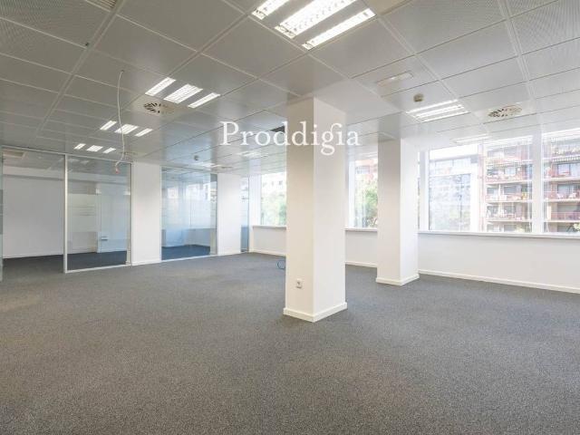 Oficina en Alquiler en La Nova Esquerra de l'Eixample
