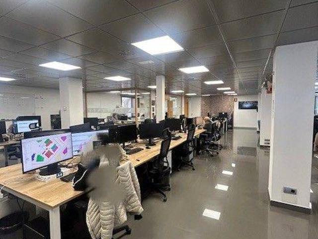 Oficina en Alquiler en La Nova Esquerra de l'Eixample