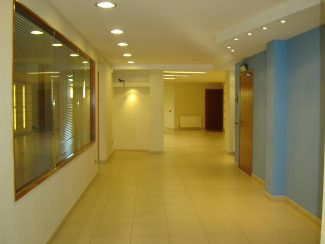 Oficina en Alquiler en La Bisbal d'Empordà