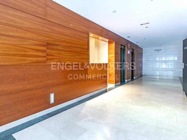 Oficina en Alquiler en L'Eixample