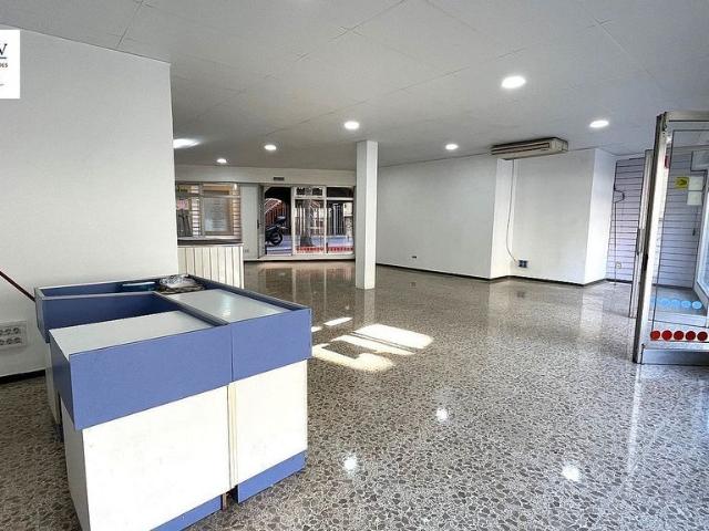Oficina en alquiler en Lloret de Mar, de 180 m² por 890